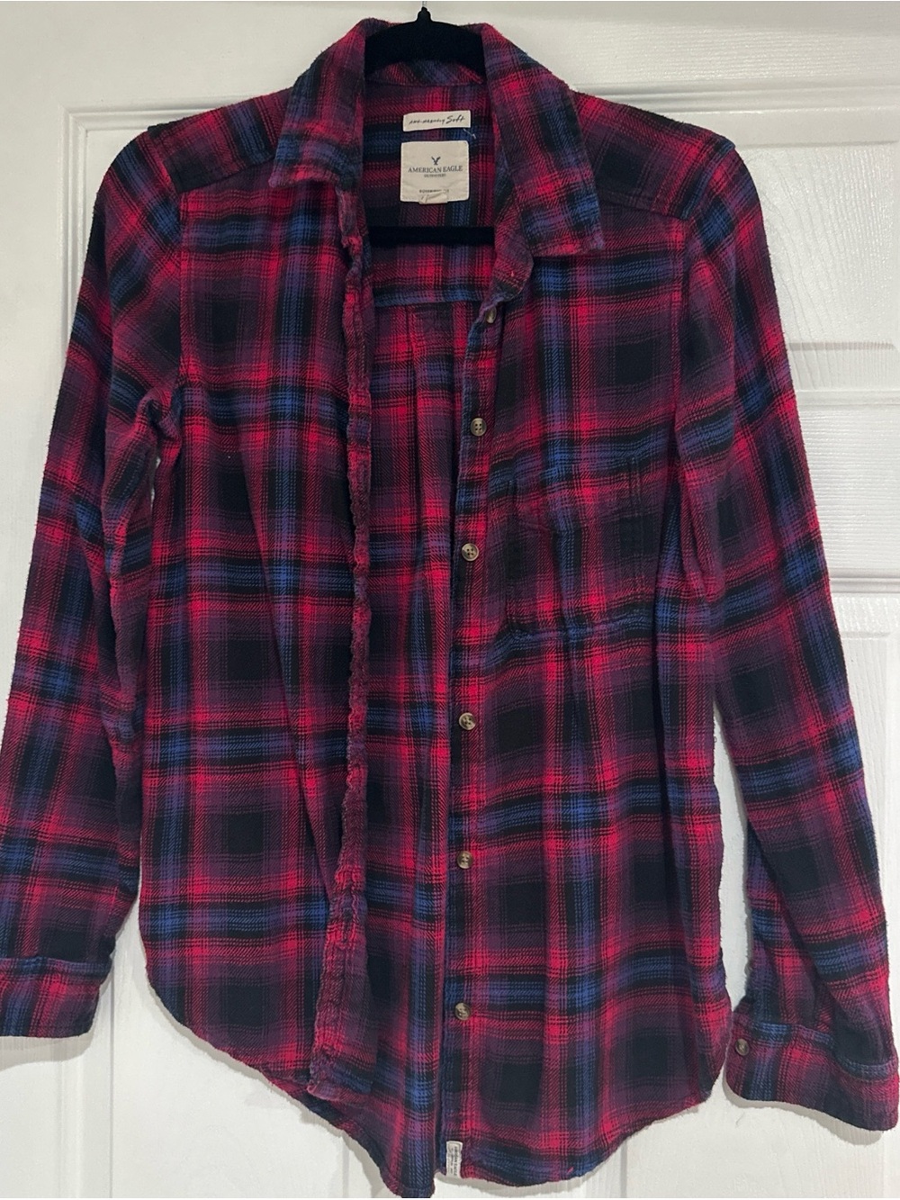American Eagle Outfitters Red & Blue Plaid Button-Up Shirt